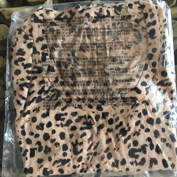 BANANA REPUBLIC Animal Print Slub Cotton-Modal Scoop-Neck T-Shirt - Picture 10 of 10
